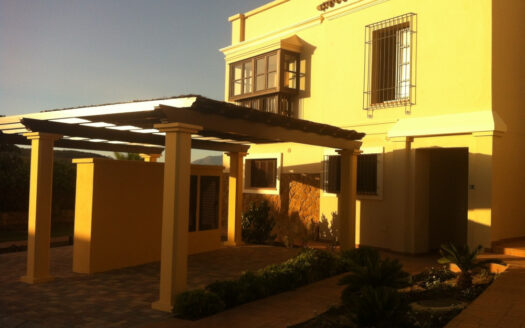 Casa en venta La Reserva - Referencia T1237