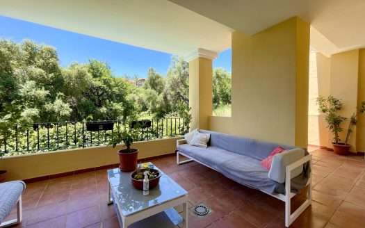 Apartment for sale Pueblo Nuevo de Guadiaro Reference 327-01285P