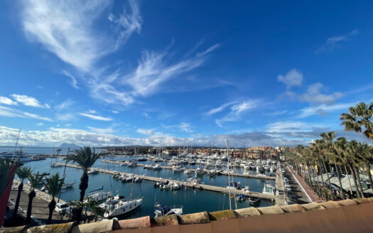 Apartamento en venta Sotogrande Puerto Deportivo - Referencia 327-00406P