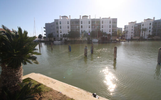 Atraque en venta Marina de Sotogrande - Referencia 327-00517P