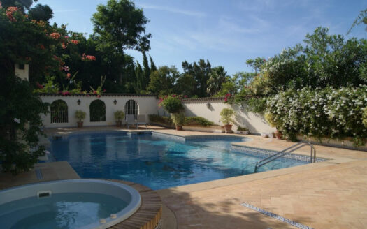 Villa en venta Sotogrande Alto - Referencia V1110